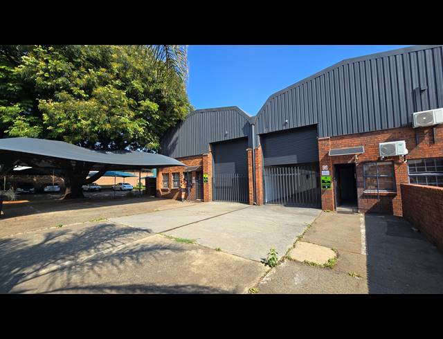 275M² WAREHOUSE TO LET IN SPARTAN